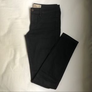 Hollister size 26 Black Jean Legging